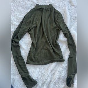 Olivia Ray, soft green long sleeve crop top